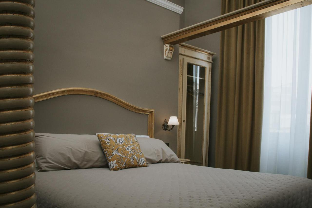 B&B Locanda Della Vittoria Catania Bagian luar foto