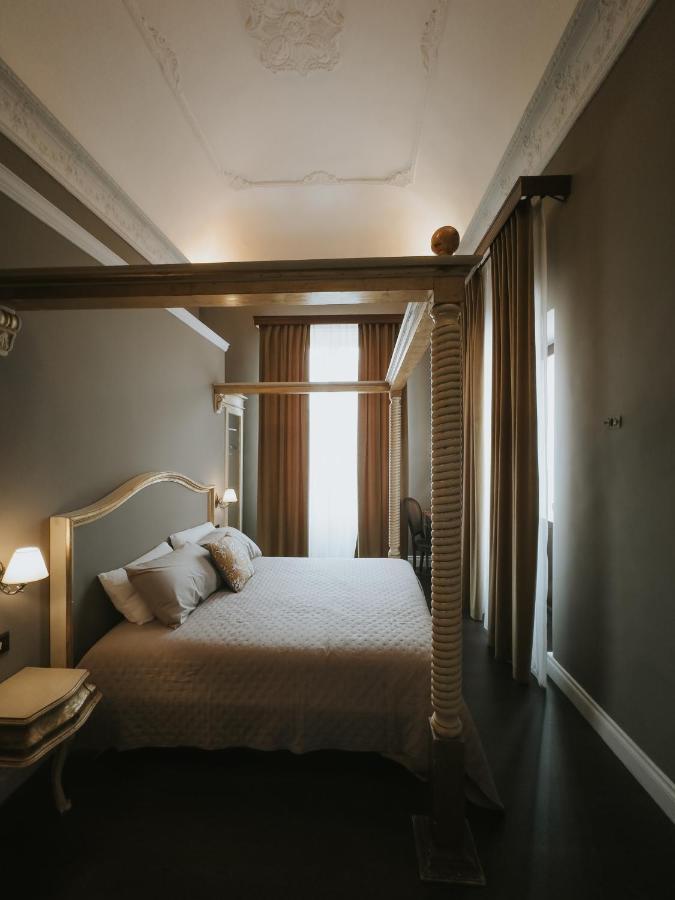 B&B Locanda Della Vittoria Catania Bagian luar foto