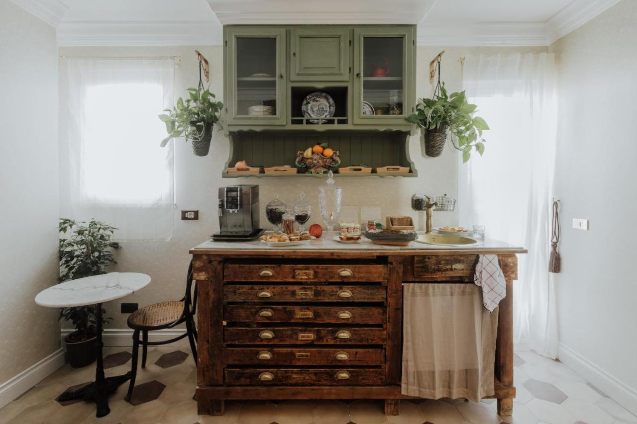 B&B Locanda Della Vittoria Catania Bagian luar foto